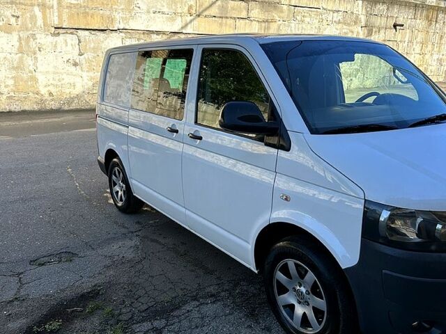Белый Фольксваген Transporter, объемом двигателя 2 л и пробегом 0 тыс. км за 10800 $, фото 6 на Automoto.ua