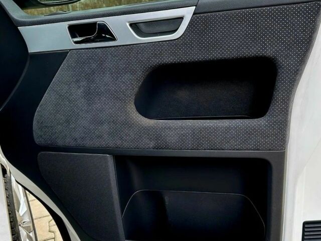 Білий Фольксваген Transporter, об'ємом двигуна 0 л та пробігом 277 тис. км за 9000 $, фото 20 на Automoto.ua