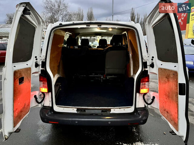 Белый Фольксваген Transporter, объемом двигателя 2 л и пробегом 720 тыс. км за 9300 $, фото 16 на Automoto.ua