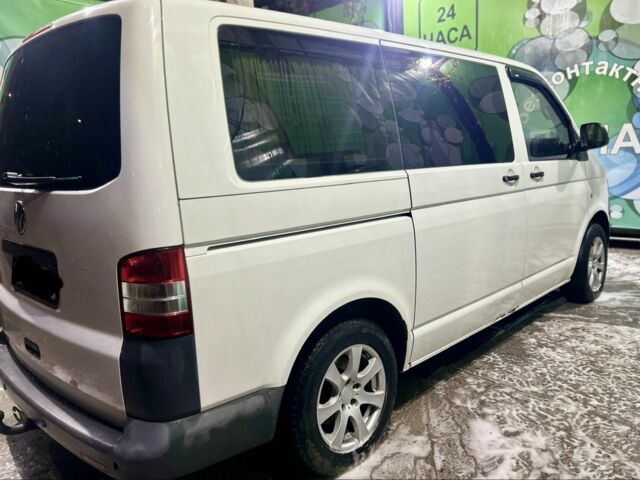 Білий Фольксваген Transporter, об'ємом двигуна 2 л та пробігом 364 тис. км за 16000 $, фото 2 на Automoto.ua