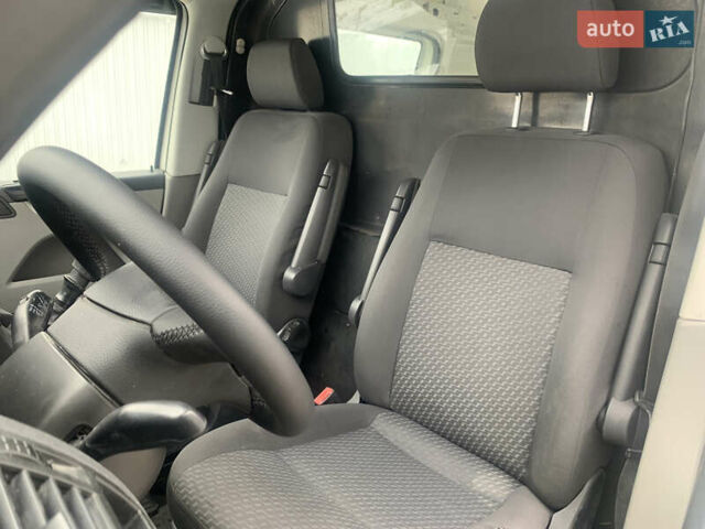 Белый Фольксваген Transporter, объемом двигателя 2 л и пробегом 342 тыс. км за 9700 $, фото 24 на Automoto.ua