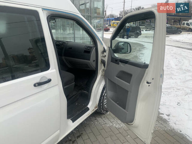 Белый Фольксваген Transporter, объемом двигателя 2 л и пробегом 342 тыс. км за 9700 $, фото 31 на Automoto.ua