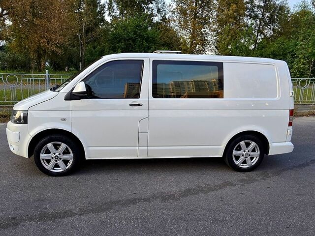 Белый Фольксваген Transporter, объемом двигателя 2 л и пробегом 0 тыс. км за 14500 $, фото 1 на Automoto.ua