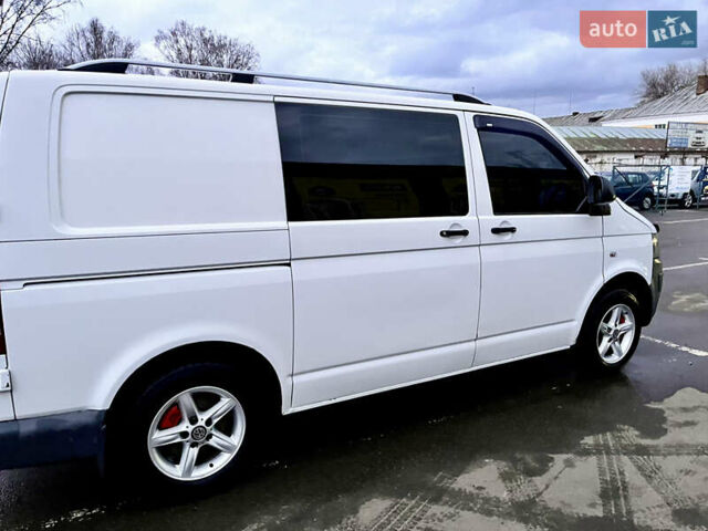Белый Фольксваген Transporter, объемом двигателя 2 л и пробегом 720 тыс. км за 9300 $, фото 5 на Automoto.ua