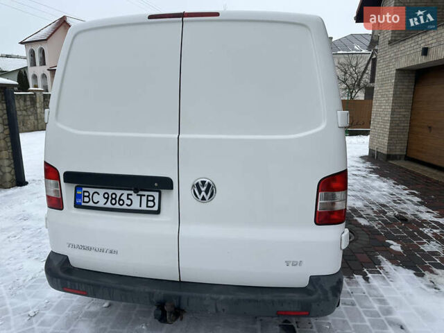Білий Фольксваген Transporter, об'ємом двигуна 2 л та пробігом 370 тис. км за 11700 $, фото 8 на Automoto.ua