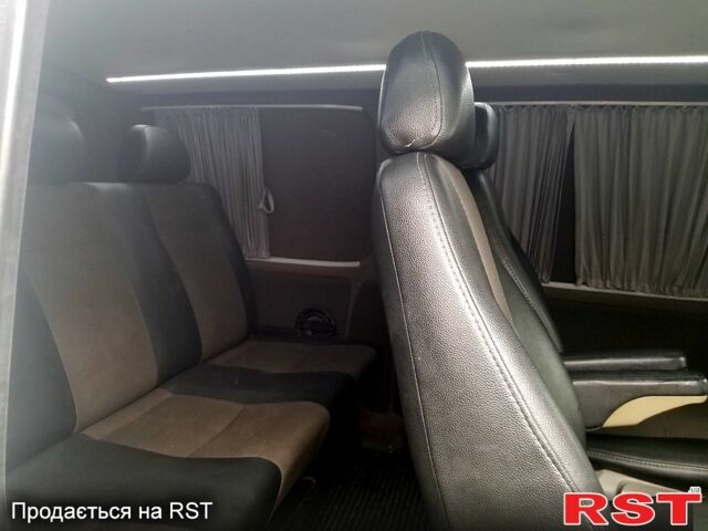 Белый Фольксваген Transporter, объемом двигателя 2 л и пробегом 440 тыс. км за 9500 $, фото 5 на Automoto.ua