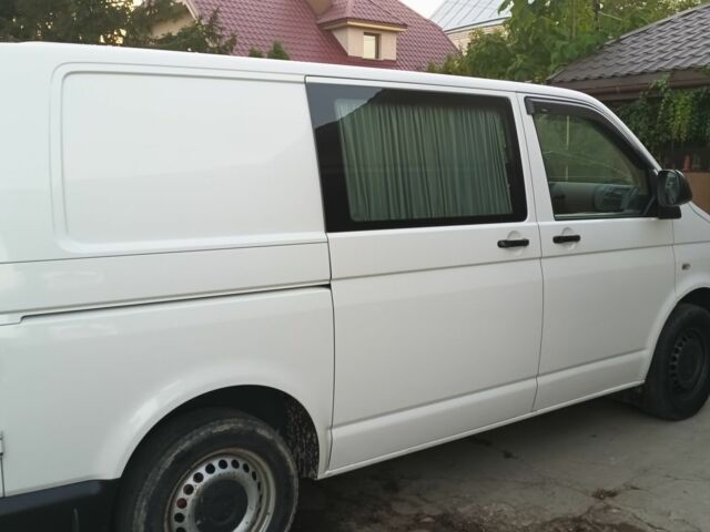 Белый Фольксваген Transporter, объемом двигателя 2 л и пробегом 36 тыс. км за 10800 $, фото 2 на Automoto.ua