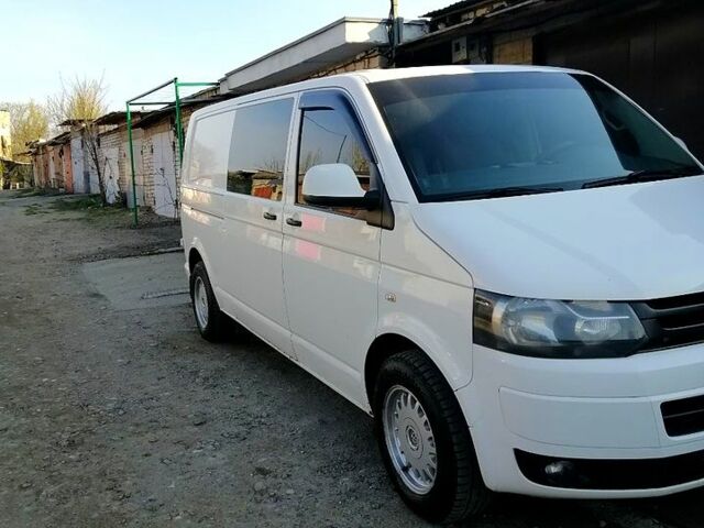 Белый Фольксваген Transporter, объемом двигателя 2 л и пробегом 362 тыс. км за 11550 $, фото 5 на Automoto.ua