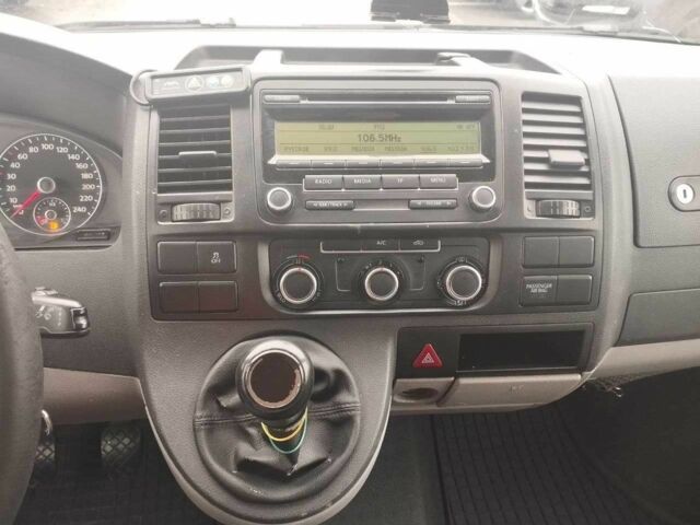 Белый Фольксваген Transporter, объемом двигателя 2 л и пробегом 371 тыс. км за 10490 $, фото 13 на Automoto.ua