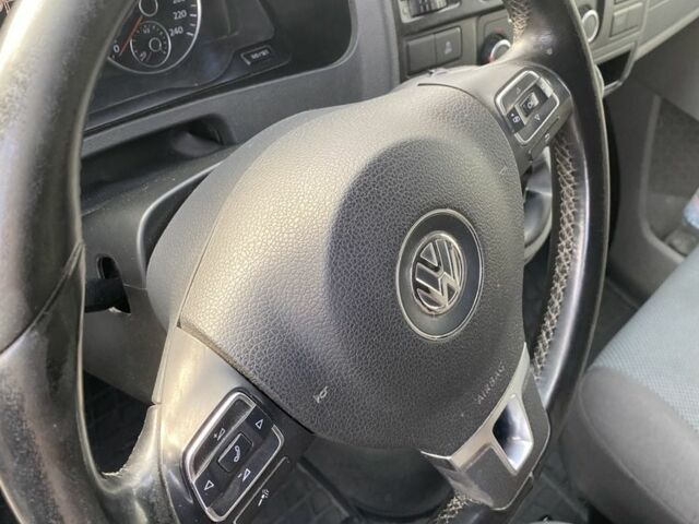 Белый Фольксваген Transporter, объемом двигателя 2 л и пробегом 400 тыс. км за 12000 $, фото 14 на Automoto.ua