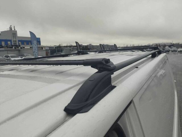 Белый Фольксваген Transporter, объемом двигателя 2 л и пробегом 371 тыс. км за 10490 $, фото 5 на Automoto.ua