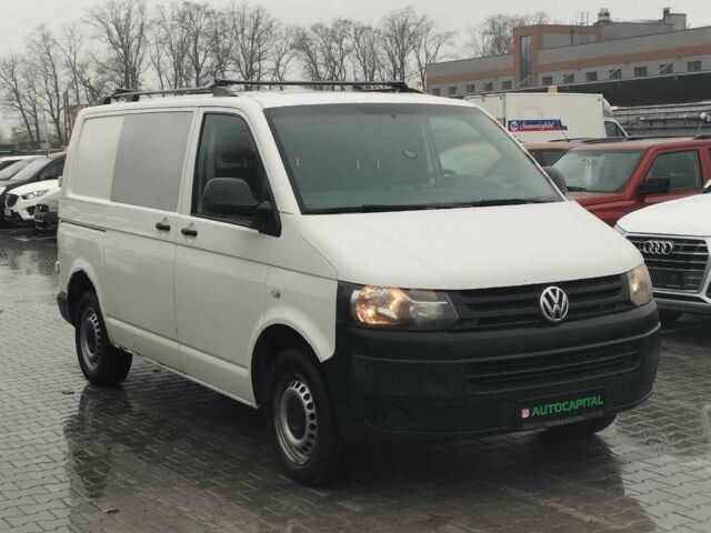 Белый Фольксваген Transporter, объемом двигателя 2 л и пробегом 371 тыс. км за 10490 $, фото 2 на Automoto.ua