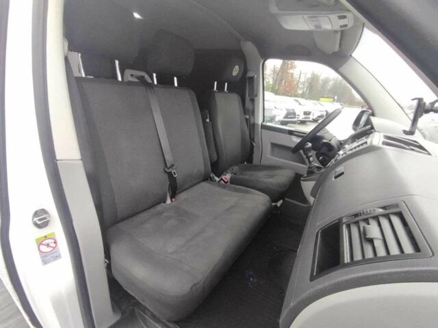 Белый Фольксваген Transporter, объемом двигателя 2 л и пробегом 371 тыс. км за 10490 $, фото 16 на Automoto.ua