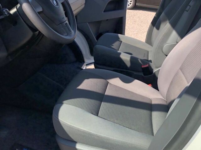 Белый Фольксваген Transporter, объемом двигателя 2 л и пробегом 143 тыс. км за 9000 $, фото 12 на Automoto.ua