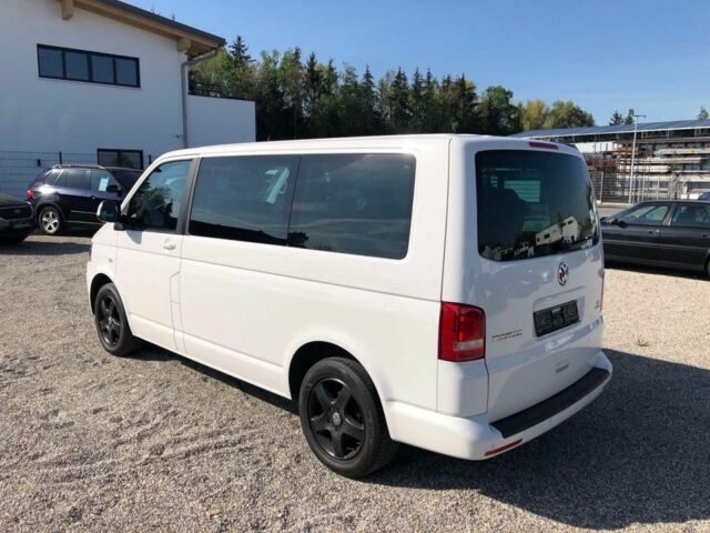 Белый Фольксваген Transporter, объемом двигателя 2 л и пробегом 143 тыс. км за 9000 $, фото 8 на Automoto.ua