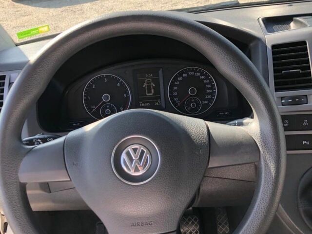 Белый Фольксваген Transporter, объемом двигателя 2 л и пробегом 143 тыс. км за 9000 $, фото 20 на Automoto.ua