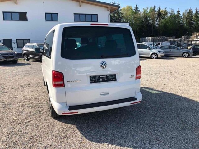 Белый Фольксваген Transporter, объемом двигателя 2 л и пробегом 143 тыс. км за 9000 $, фото 5 на Automoto.ua
