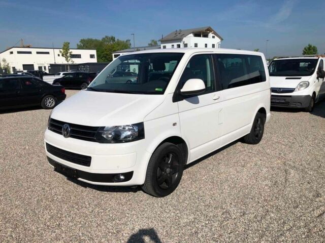 Белый Фольксваген Transporter, объемом двигателя 2 л и пробегом 143 тыс. км за 9000 $, фото 9 на Automoto.ua