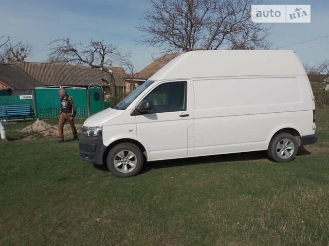 Белый Фольксваген Transporter, объемом двигателя 2 л и пробегом 275 тыс. км за 11500 $, фото 2 на Automoto.ua