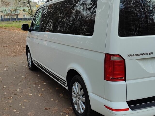 Белый Фольксваген Transporter, объемом двигателя 2 л и пробегом 304 тыс. км за 22700 $, фото 4 на Automoto.ua