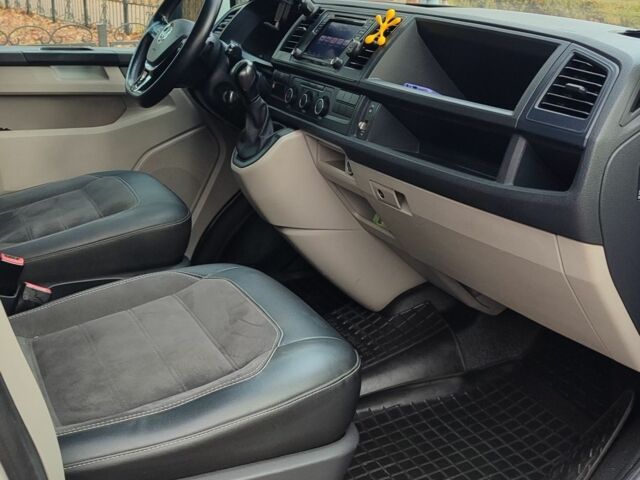 Белый Фольксваген Transporter, объемом двигателя 2 л и пробегом 304 тыс. км за 22700 $, фото 6 на Automoto.ua