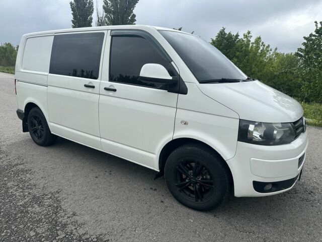 Белый Фольксваген Transporter, объемом двигателя 2 л и пробегом 405 тыс. км за 14700 $, фото 3 на Automoto.ua