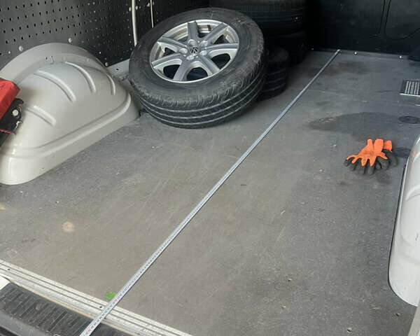 Белый Фольксваген Transporter, объемом двигателя 2 л и пробегом 204 тыс. км за 17600 $, фото 16 на Automoto.ua