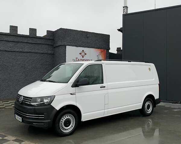 Белый Фольксваген Transporter, объемом двигателя 2 л и пробегом 204 тыс. км за 17600 $, фото 4 на Automoto.ua