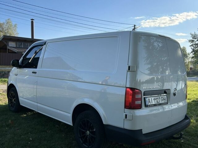 Белый Фольксваген Transporter, объемом двигателя 2 л и пробегом 290 тыс. км за 15000 $, фото 5 на Automoto.ua