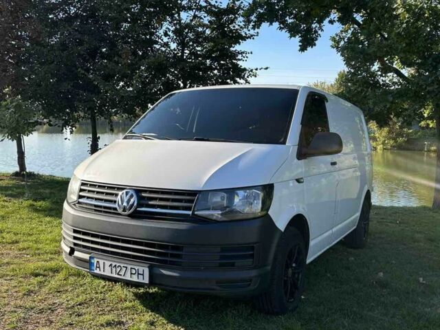 Белый Фольксваген Transporter, объемом двигателя 2 л и пробегом 290 тыс. км за 15000 $, фото 2 на Automoto.ua