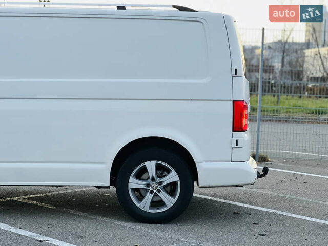 Белый Фольксваген Transporter, объемом двигателя 2 л и пробегом 217 тыс. км за 15700 $, фото 8 на Automoto.ua