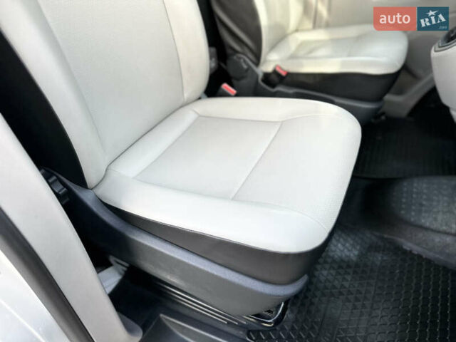 Белый Фольксваген Transporter, объемом двигателя 0 л и пробегом 206 тыс. км за 15600 $, фото 27 на Automoto.ua