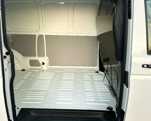Білий Фольксваген Transporter, об'ємом двигуна 0 л та пробігом 236 тис. км за 15950 $, фото 18 на Automoto.ua
