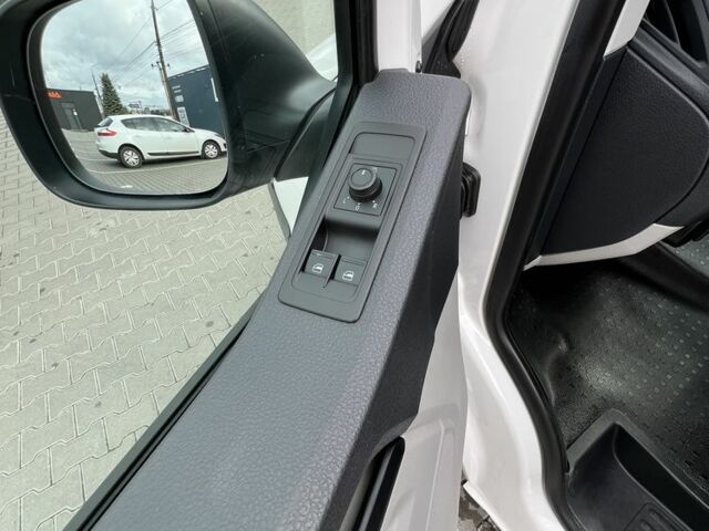 Белый Фольксваген Transporter, объемом двигателя 0 л и пробегом 270 тыс. км за 20500 $, фото 15 на Automoto.ua