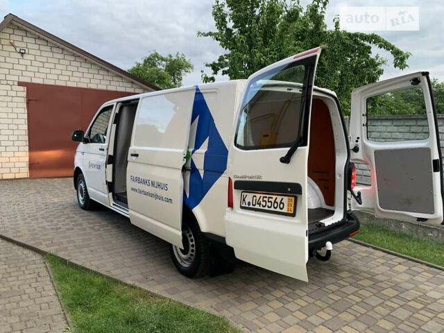 Білий Фольксваген Transporter, об'ємом двигуна 2 л та пробігом 320 тис. км за 17999 $, фото 25 на Automoto.ua