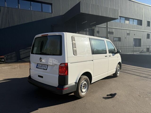 Белый Фольксваген Transporter, объемом двигателя 2 л и пробегом 80 тыс. км за 22000 $, фото 5 на Automoto.ua