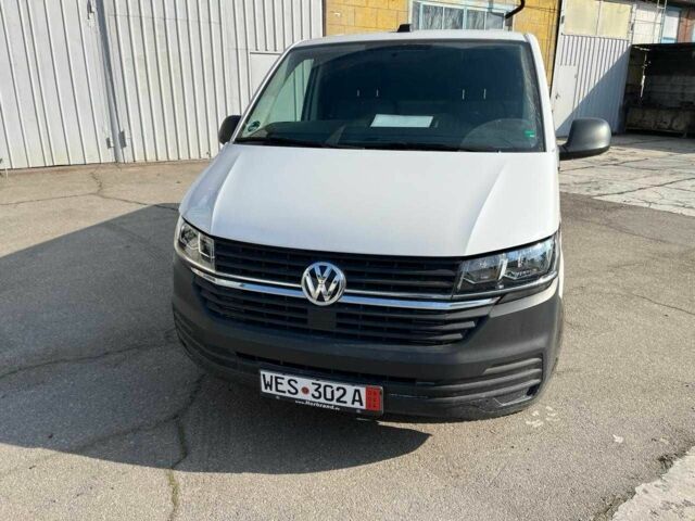 Білий Фольксваген Transporter, об'ємом двигуна 2 л та пробігом 124 тис. км за 22500 $, фото 1 на Automoto.ua