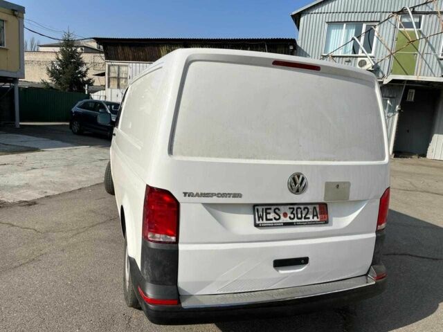 Білий Фольксваген Transporter, об'ємом двигуна 2 л та пробігом 124 тис. км за 22500 $, фото 4 на Automoto.ua