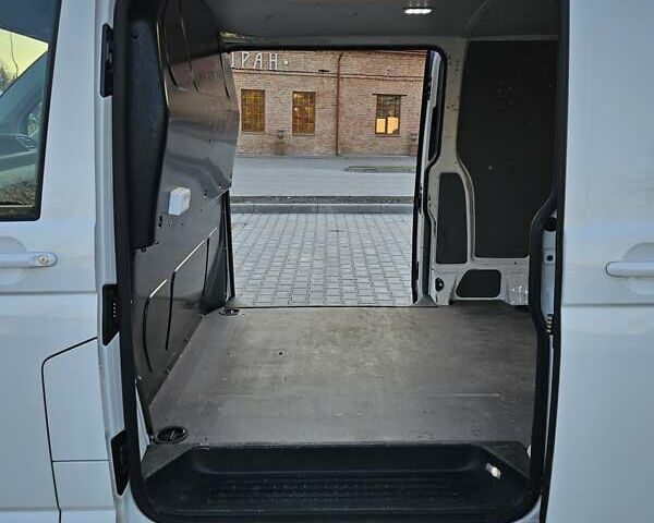 Белый Фольксваген Transporter, объемом двигателя 1.97 л и пробегом 182 тыс. км за 21999 $, фото 30 на Automoto.ua
