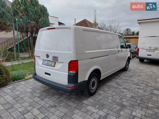 Белый Фольксваген Transporter, объемом двигателя 2 л и пробегом 249 тыс. км за 22127 $, фото 3 на Automoto.ua