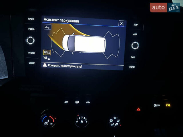 Белый Фольксваген Transporter, объемом двигателя 2.5 л и пробегом 228 тыс. км за 21900 $, фото 23 на Automoto.ua