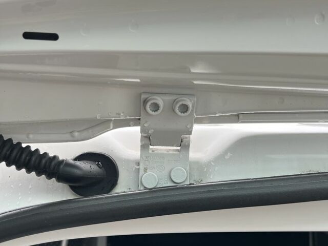 Білий Фольксваген Transporter, об'ємом двигуна 2 л та пробігом 198 тис. км за 20900 $, фото 15 на Automoto.ua