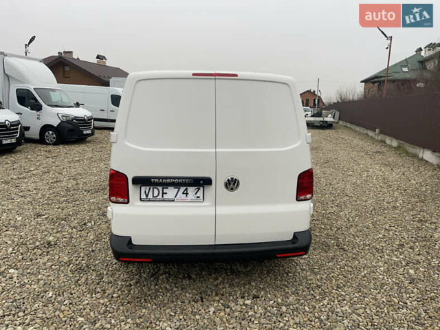 Белый Фольксваген Transporter, объемом двигателя 2 л и пробегом 212 тыс. км за 19800 $, фото 3 на Automoto.ua