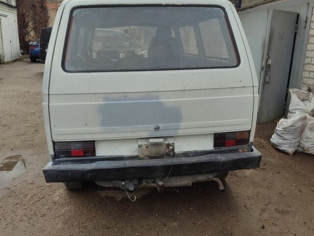 Белый Фольксваген Transporter, объемом двигателя 0 л и пробегом 300 тыс. км за 1600 $, фото 3 на Automoto.ua