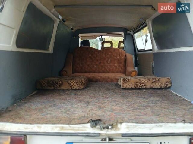 Белый Фольксваген Transporter, объемом двигателя 1.57 л и пробегом 300 тыс. км за 1900 $, фото 17 на Automoto.ua