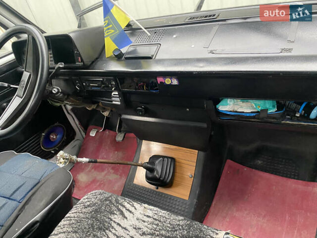 Белый Фольксваген Transporter, объемом двигателя 1.9 л и пробегом 180 тыс. км за 2500 $, фото 34 на Automoto.ua