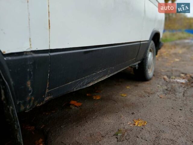 Белый Фольксваген Transporter, объемом двигателя 1.57 л и пробегом 300 тыс. км за 1900 $, фото 3 на Automoto.ua