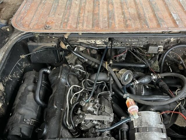 Белый Фольксваген Transporter, объемом двигателя 1.6 л и пробегом 380 тыс. км за 800 $, фото 7 на Automoto.ua