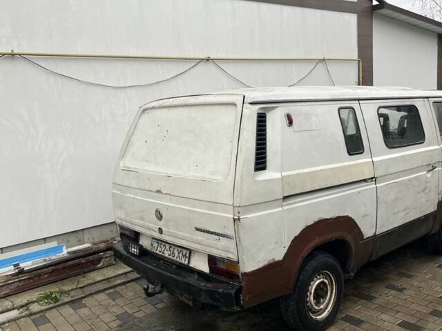 Белый Фольксваген Transporter, объемом двигателя 1.6 л и пробегом 380 тыс. км за 800 $, фото 3 на Automoto.ua