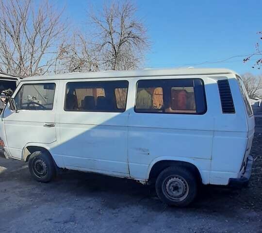 Белый Фольксваген Transporter, объемом двигателя 1.6 л и пробегом 840 тыс. км за 2413 $, фото 1 на Automoto.ua